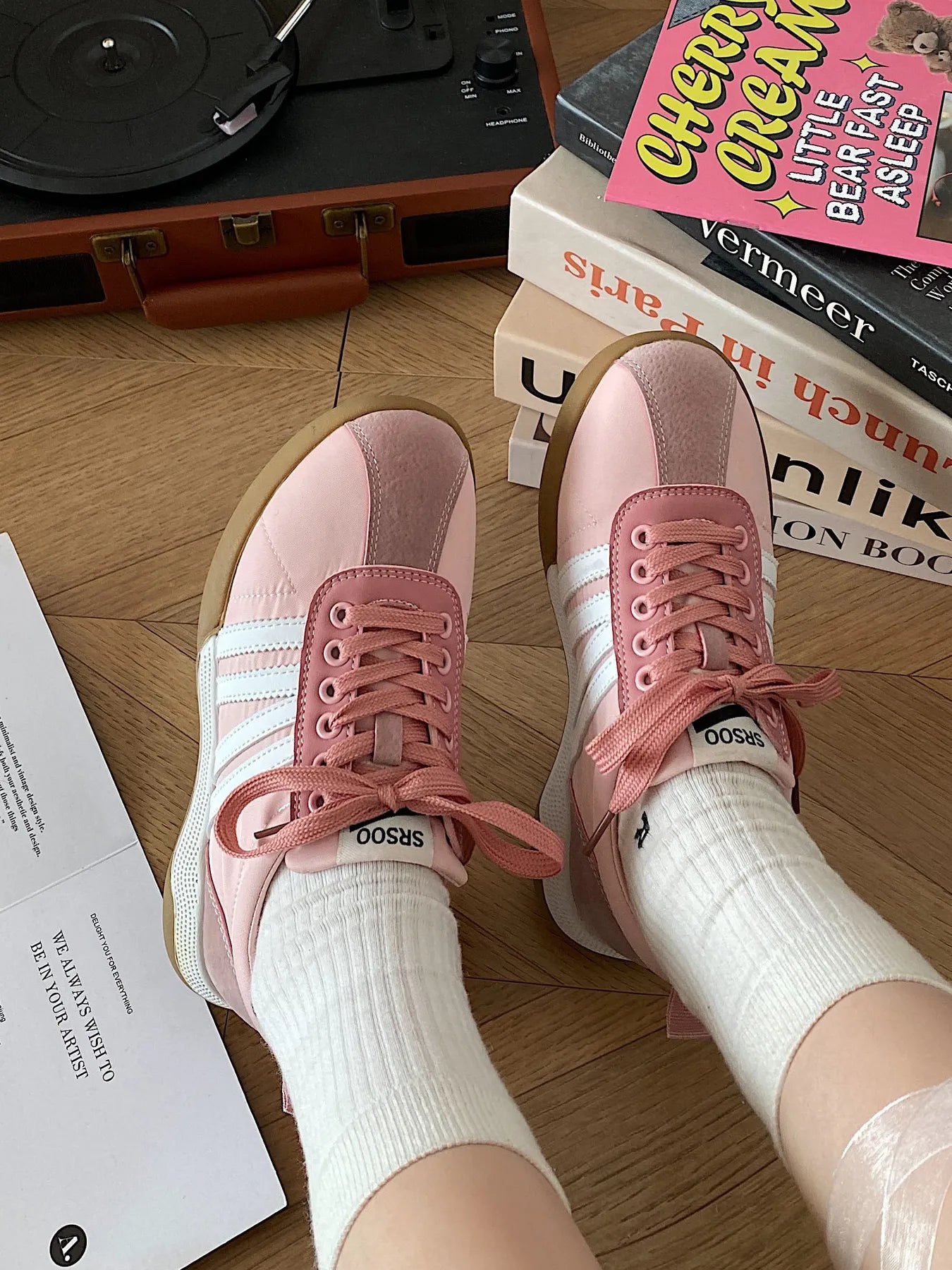 Striped Lace Up Sneakers Casual Women's Shoes