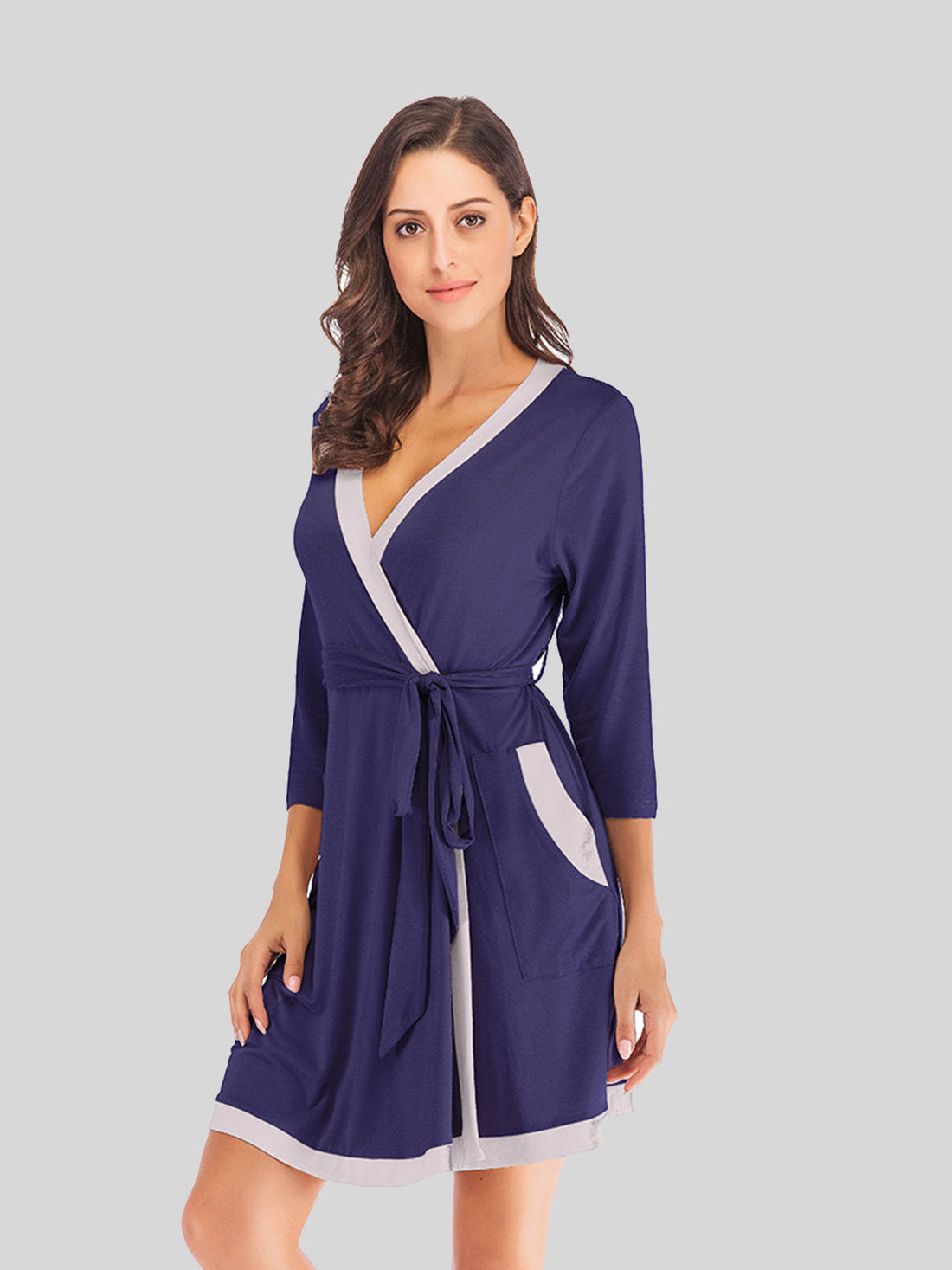 Women's Tie Waist Surplice Neck Robe With Pockets