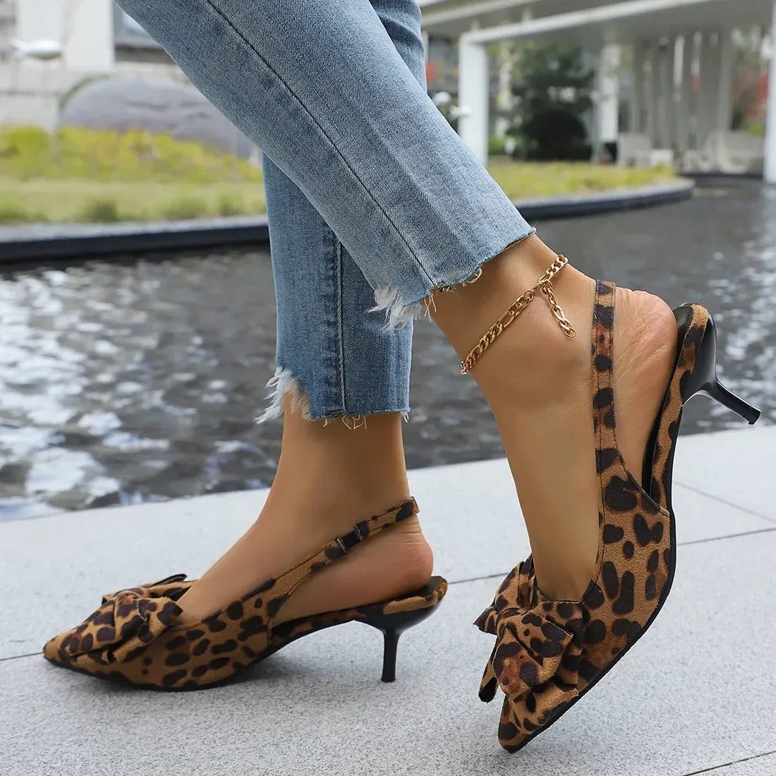 Bow Pointed Toe Kitten Heel Pumps Women's Shoes